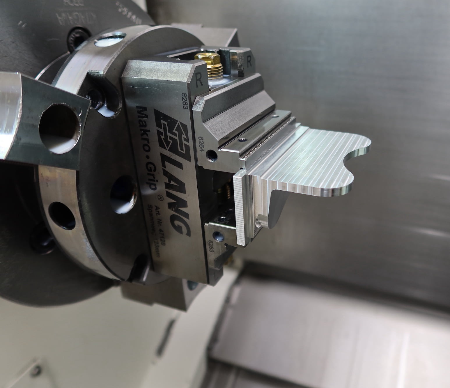 5 axis CNC machining