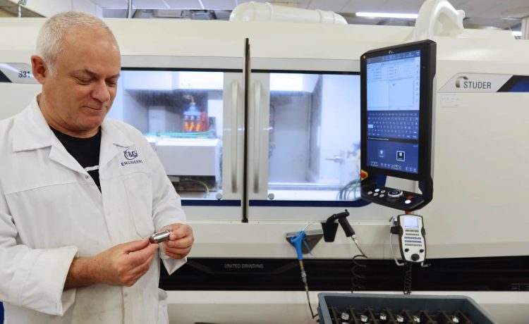 CNC Grinding Struder